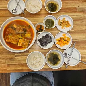 효제동조림집 사진 2