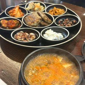 홍은이식당 사진 1