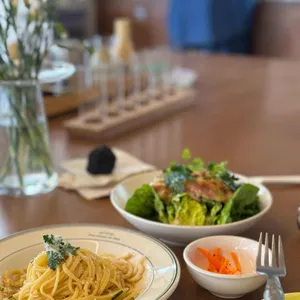 위이 대표 사진