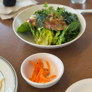 위이 대표 사진