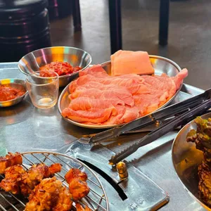 창고 사진