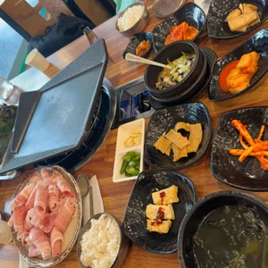 쌈가득우렁듬뿍 사진 1