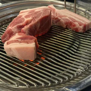 김돈이 대표 사진