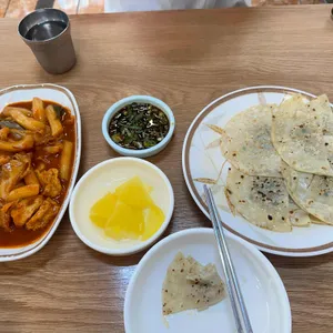 남문납짝만두 사진 1