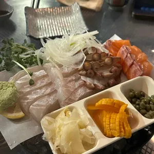 오모이데요코초 사진