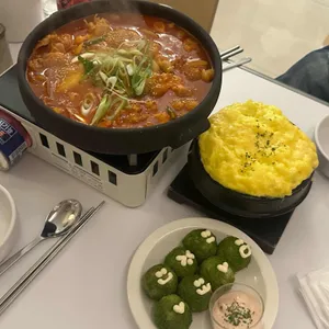 우든 사진 1