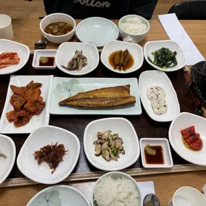 탱자솥밥 사진