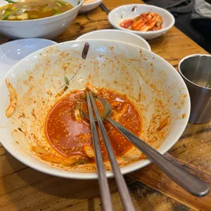 인덕원비빔국수 대표 사진