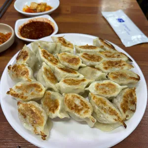 월래순 교자관 대표 사진