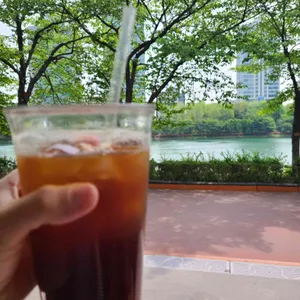 제이바웃 대표 사진