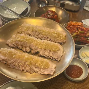 남자마늘보쌈 사진