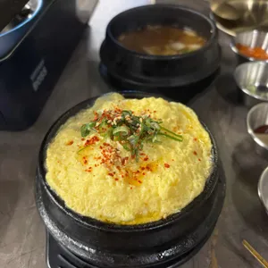 육쁘다 사진