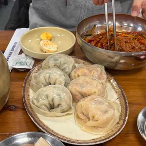 함흥냉면 대표 사진