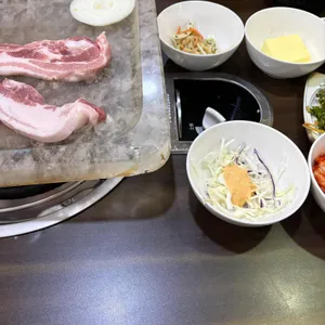 춘원쌈밥 대표 사진