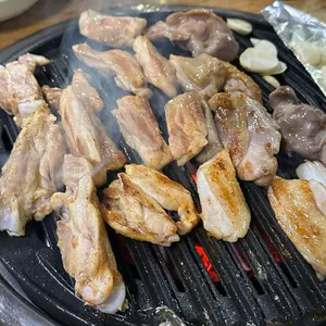 기찻길닭숯불구이 대표 사진