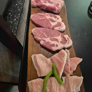 피기 대표 사진