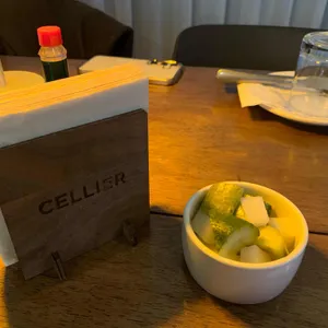 셀리에 사진