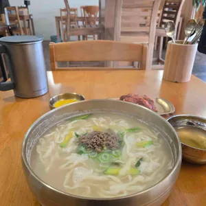 반시면옥 사진 1