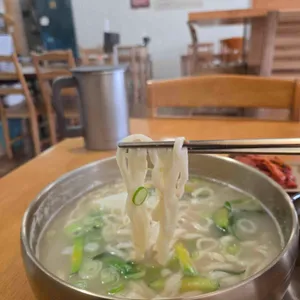 반시면옥 대표 사진