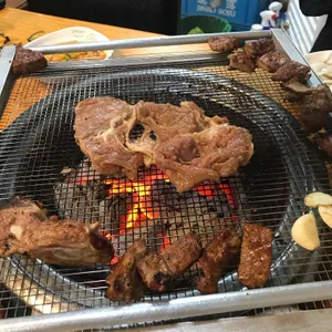 화성옥 갈비 생갈비 사진