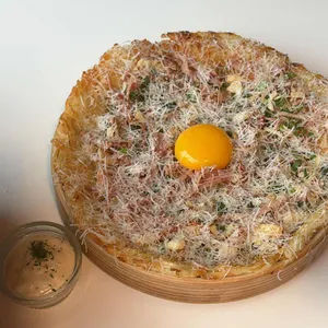 삐딱 대표 사진