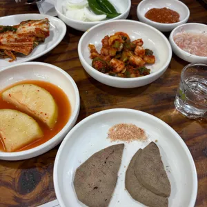 홍한울 사진