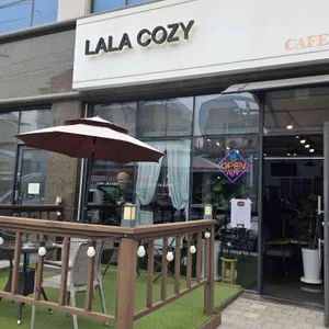 카페 라라코지 대표 사진