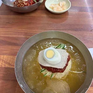 초량밀면 사진 1