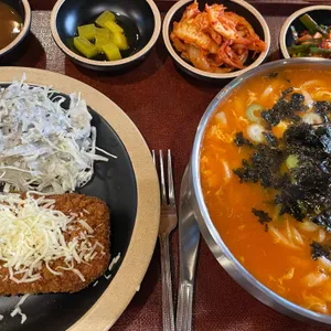 생생칼국수&돈까스 사진 2