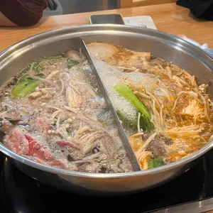 살랑살랑샤브샤브 사진