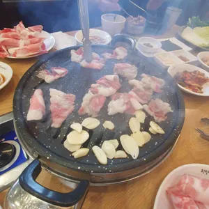 최서방네우렁쌈밥대패정식 사진 1