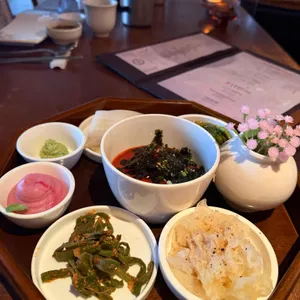 화양연화 대표 사진