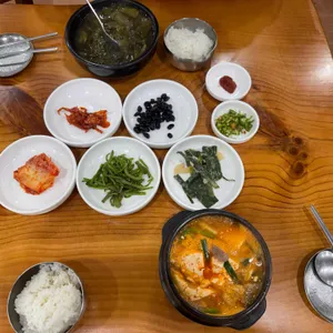 새재식당 사진