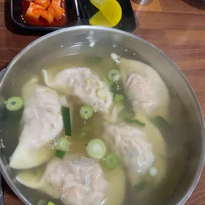 엄마손만두 사진 1