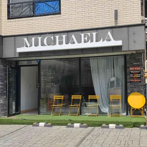 미카엘라 사진 1
