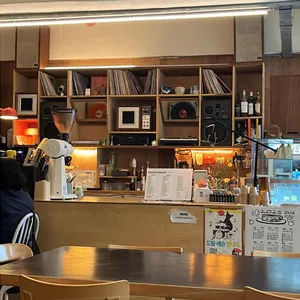 디스코볼로스 대표 사진