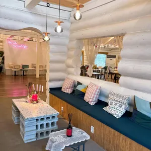 풍동 562 cafe 대표 사진