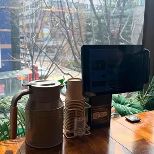 인더비엣 대표 사진