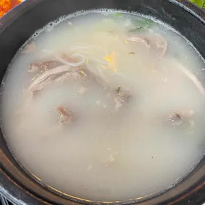 청화백돼지국밥 사진 2
