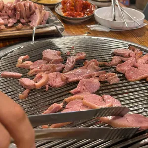 온누리 장작구이 사진