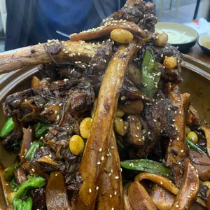 설반 대표 사진