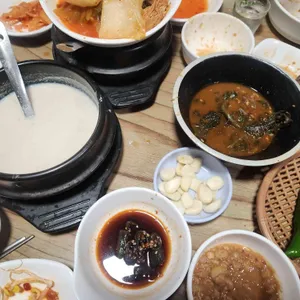 욕쟁이할머니집 대표 사진