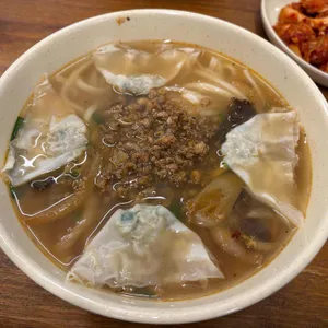 명동교자 사진 1