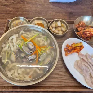 인생보쌈칼국수 사진 1