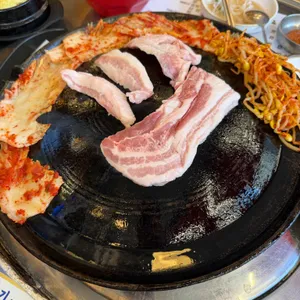 낭만솥뚜껑 대표 사진