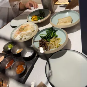 근돈 대표 사진