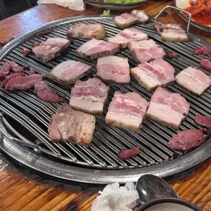 온누리 장작구이 사진 2