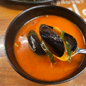라이라이 대표 사진