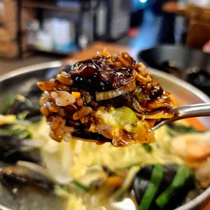 라이라이 사진