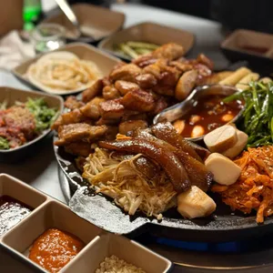 돼봉삼겹살 사진
